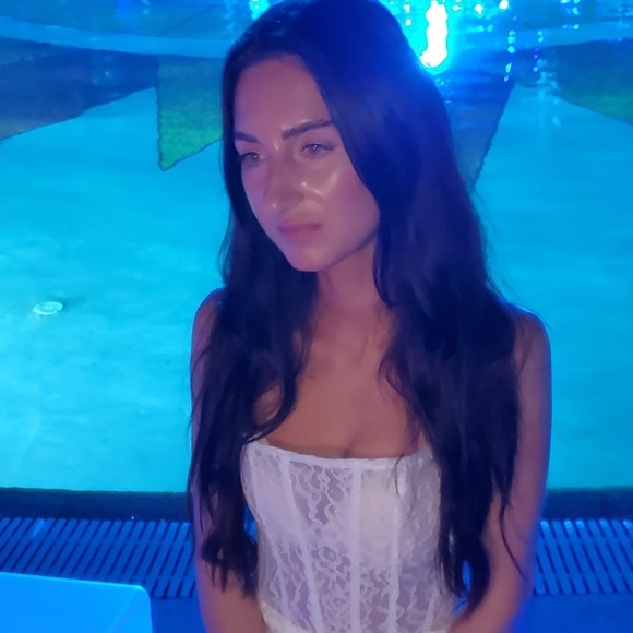 Hi I'm Victoriarb1 :) - Picture 1 of 1